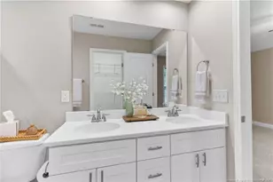 701 E Pearsall St, Dunn, NC 28334 - Photo 18