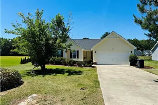 687 Overhills Rd, Linden, NC 28356 - Photo 2