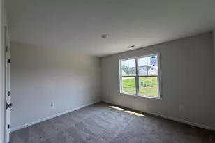 11 Baxley Dr, Dunn, NC 28334 - Photo 4