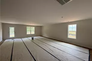 11 Baxley Dr, Dunn, NC 28334 - Photo 2