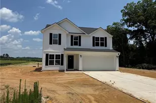 207 Baxley Dr, Dunn, NC 28334 - Photo 1