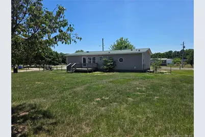824 Blue Road, Parkton, NC 28371 - Photo 4