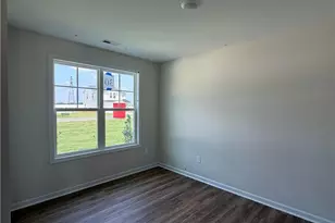 26 Baxley Dr, Dunn, NC 28334 - Photo 4