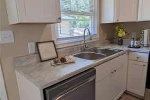 808 Weiss Ave, Fayetteville, NC 28305 - Photo 2