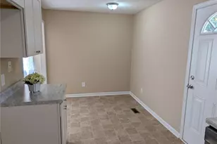 808 Weiss Ave, Fayetteville, NC 28305 - Photo 6
