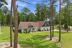 277 B and B Loop Rd, Raeford, NC 28376 - Photo 6