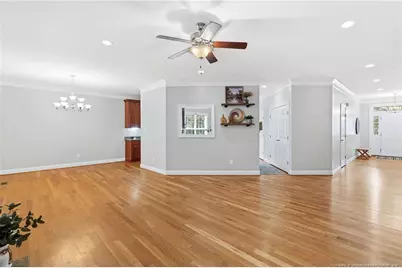 327 Ridgeway Court, Fayetteville, NC 28311 - Photo 8