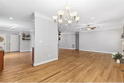 327 Ridgeway Court, Fayetteville, NC 28311 - Photo 10