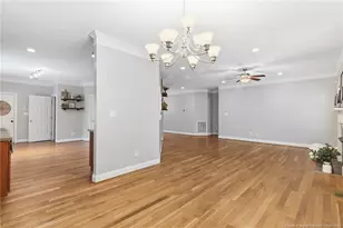 327 Ridgeway Ct, Fayetteville, NC 28311 - Photo 10