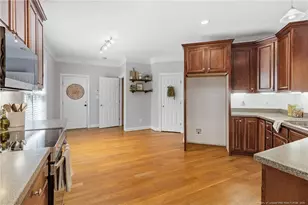 327 Ridgeway Ct, Fayetteville, NC 28311 - Photo 12