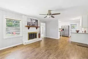 2621 Huntington Rd, Fayetteville, NC 28303 - Photo 12
