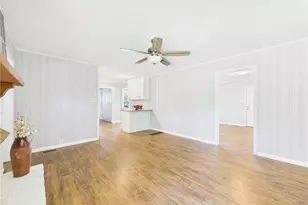 2621 Huntington Rd, Fayetteville, NC 28303 - Photo 8