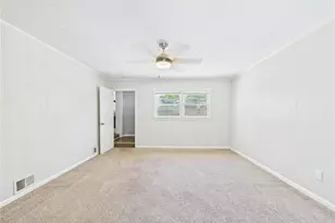 2621 Huntington Rd, Fayetteville, NC 28303 - Photo 18