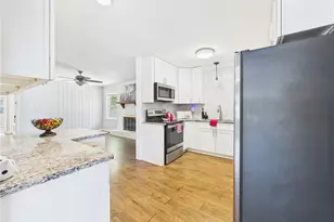 2621 Huntington Rd, Fayetteville, NC 28303 - Photo 16