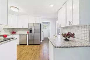 2621 Huntington Rd, Fayetteville, NC 28303 - Photo 4