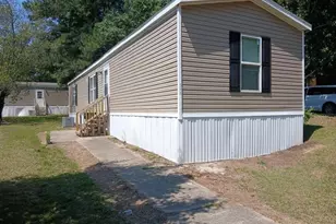 398 Bainbridge Ct, Fayetteville, NC 28301 - Photo 1