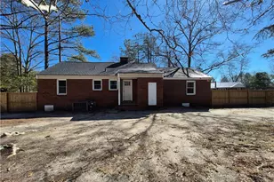 113 N Wright St, Raeford, NC 28376 - Photo 26