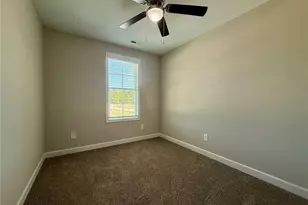 8103 King Rd, Fayetteville, NC 28306 - Photo 14