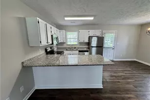 503 E 18th St, Lumberton, NC 28358 - Photo 10