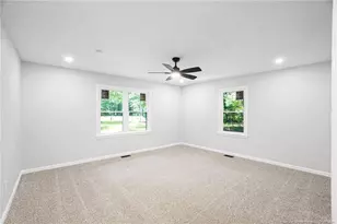 402 Poplar Hill Rd, Fayetteville, NC 28312 - Photo 20