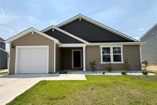 127 Arlington Dr, Raeford, NC 28376 - Photo 2