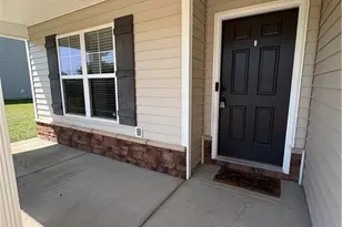 365 Roanoke Dr, Raeford, NC 28376 - Photo 4