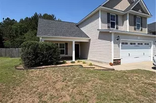 365 Roanoke Dr, Raeford, NC 28376 - Photo 2