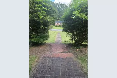 404 W Main Street, Clinton, NC 28328 - Photo 4