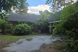 404 W Main St, Clinton, NC 28328 - Photo 6