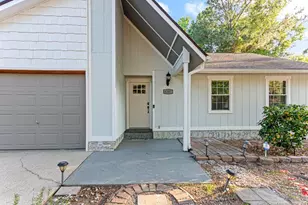 4305 Falls Dr, Hope Mills, NC 28348 - Photo 2