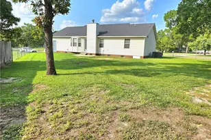 108 Laura Ln, Raeford, NC 28376 - Photo 22