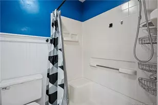 2105 Wexford Oaks Ct, Fayetteville, NC 28303 - Photo 18