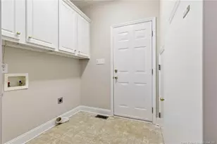 1102 Laurel Oak Ln, Lumberton, NC 28358 - Photo 4