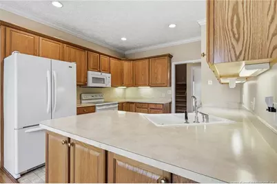 1102 Laurel Oak Lane, Lumberton, NC 28358 - Photo 16