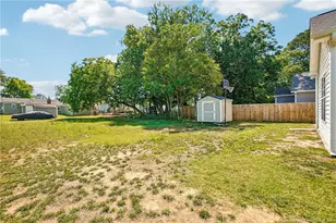 1020 E Harnett St, Dunn, NC 28334 - Photo 22