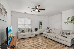 1020 E Harnett St, Dunn, NC 28334 - Photo 8