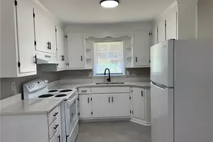 296 Decatur Dr, Fayetteville, NC 28303 - Photo 8