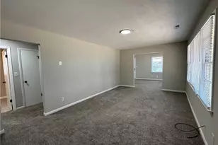 296 Decatur Dr, Fayetteville, NC 28303 - Photo 4