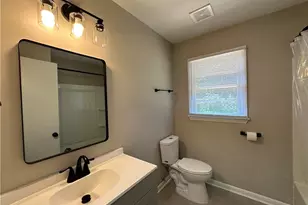 296 Decatur Dr, Fayetteville, NC 28303 - Photo 14