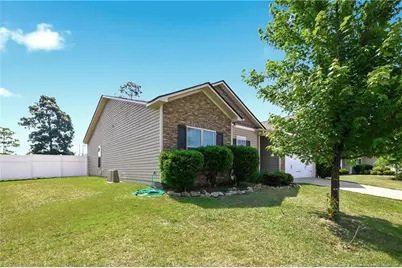 1094 Saint Johns Loop, Raeford, NC 28376 - Photo 4