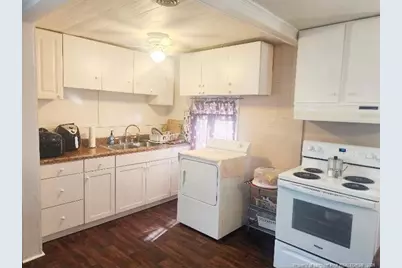 2013 W 5th Street, Lumberton, NC 28358 - Photo 6