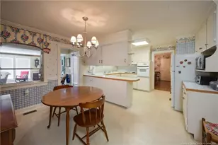 502 N Main St, Salemburg, NC 28385 - Photo 12
