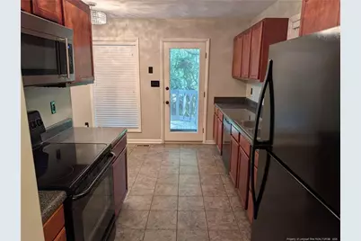 951 Creek Side Run, Fayetteville, NC 28303 - Photo 6