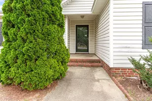 3620 Lismore Ln, Hope Mills, NC 28348 - Photo 4
