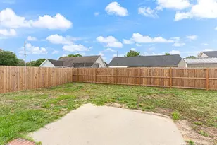 3620 Lismore Ln, Hope Mills, NC 28348 - Photo 24
