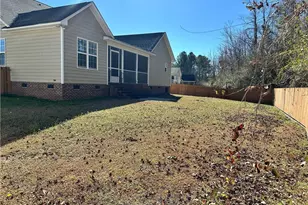 1920 Abbeydale Ln, Fayetteville, NC 28304 - Photo 2