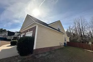 1920 Abbeydale Ln, Fayetteville, NC 28304 - Photo 4