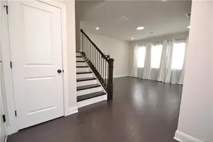 820 Grafton Peak Ln, Apex, NC 27523 - Photo 2