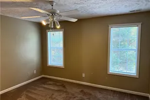 390 Bubble Creek Ct, Fayetteville, NC 28311 - Photo 12