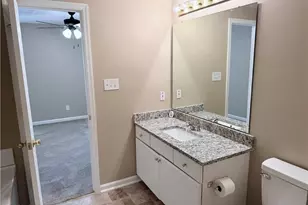 390 Bubble Creek Ct, Fayetteville, NC 28311 - Photo 16